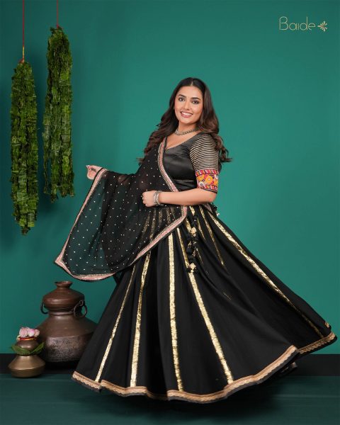 Black Saanjh Chaniya Set
