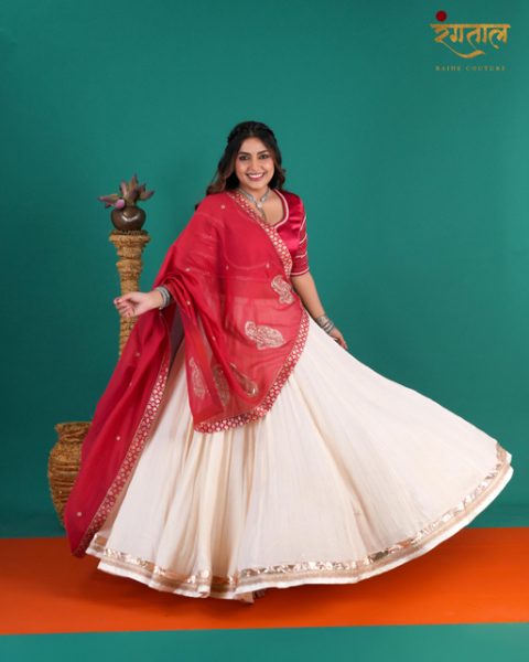 Safed Ishq Chaniya Choli
